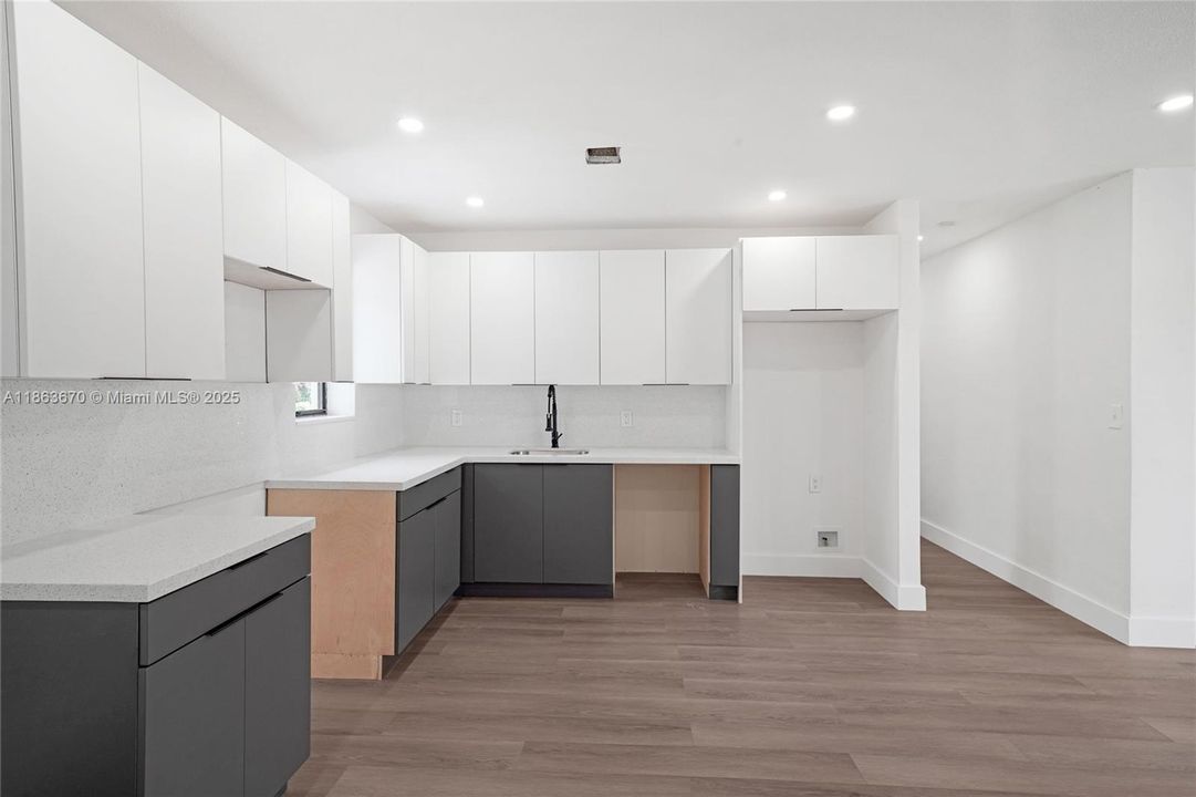 Activo con contrato: $499,900 (3 camas, 2 baños, 1356 Pies cuadrados)