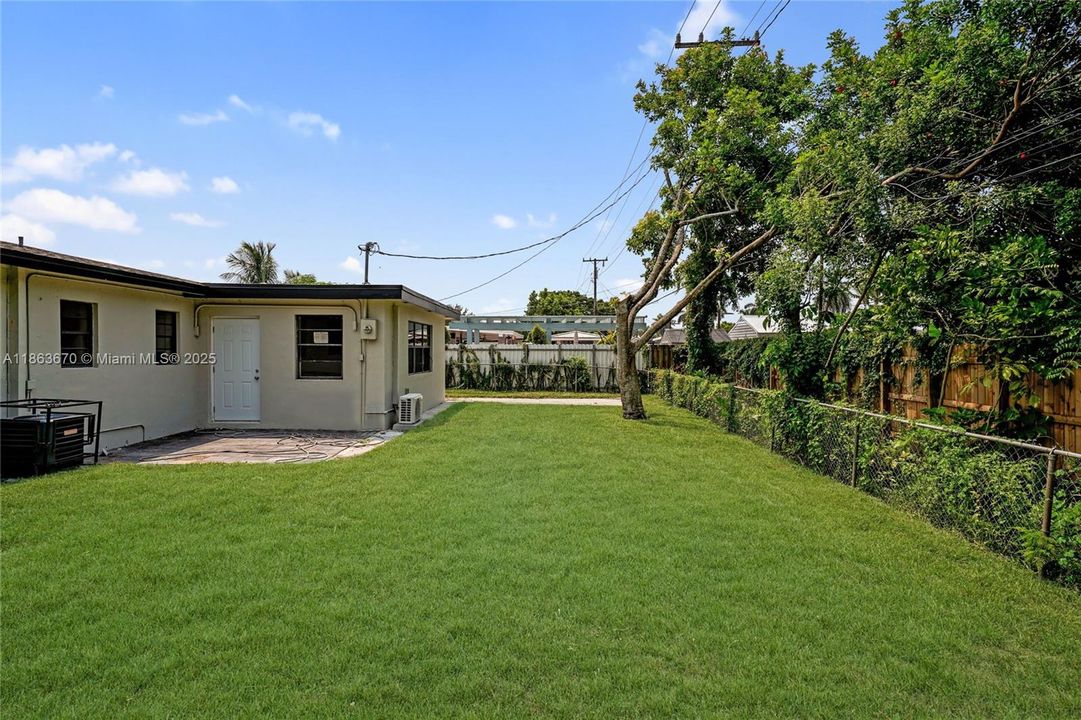 Activo con contrato: $499,900 (3 camas, 2 baños, 1356 Pies cuadrados)