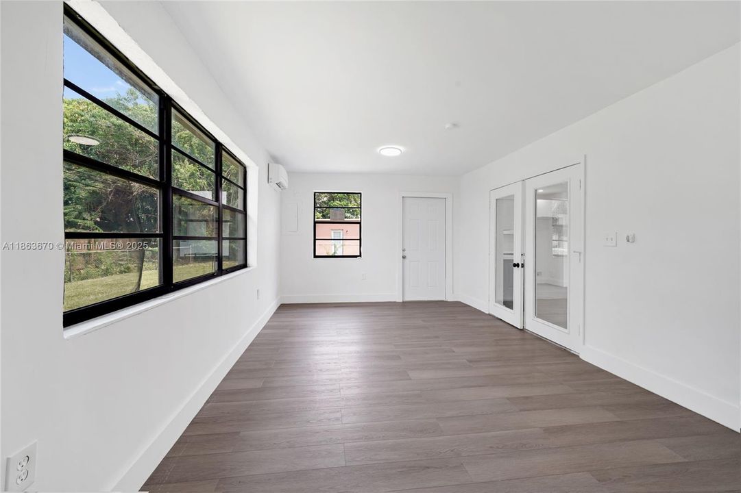 Activo con contrato: $499,900 (3 camas, 2 baños, 1356 Pies cuadrados)