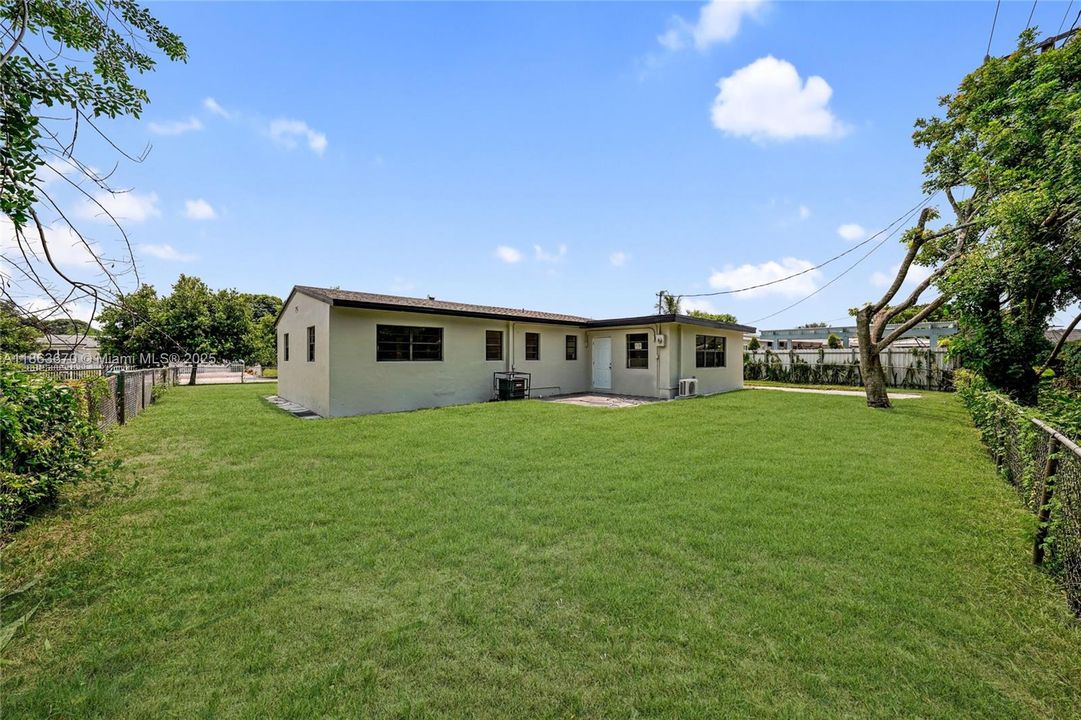 Activo con contrato: $499,900 (3 camas, 2 baños, 1356 Pies cuadrados)