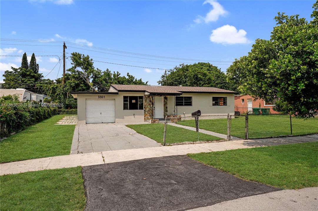 Activo con contrato: $499,900 (3 camas, 2 baños, 1356 Pies cuadrados)