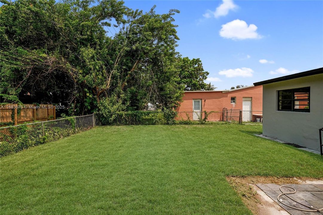 Activo con contrato: $499,900 (3 camas, 2 baños, 1356 Pies cuadrados)