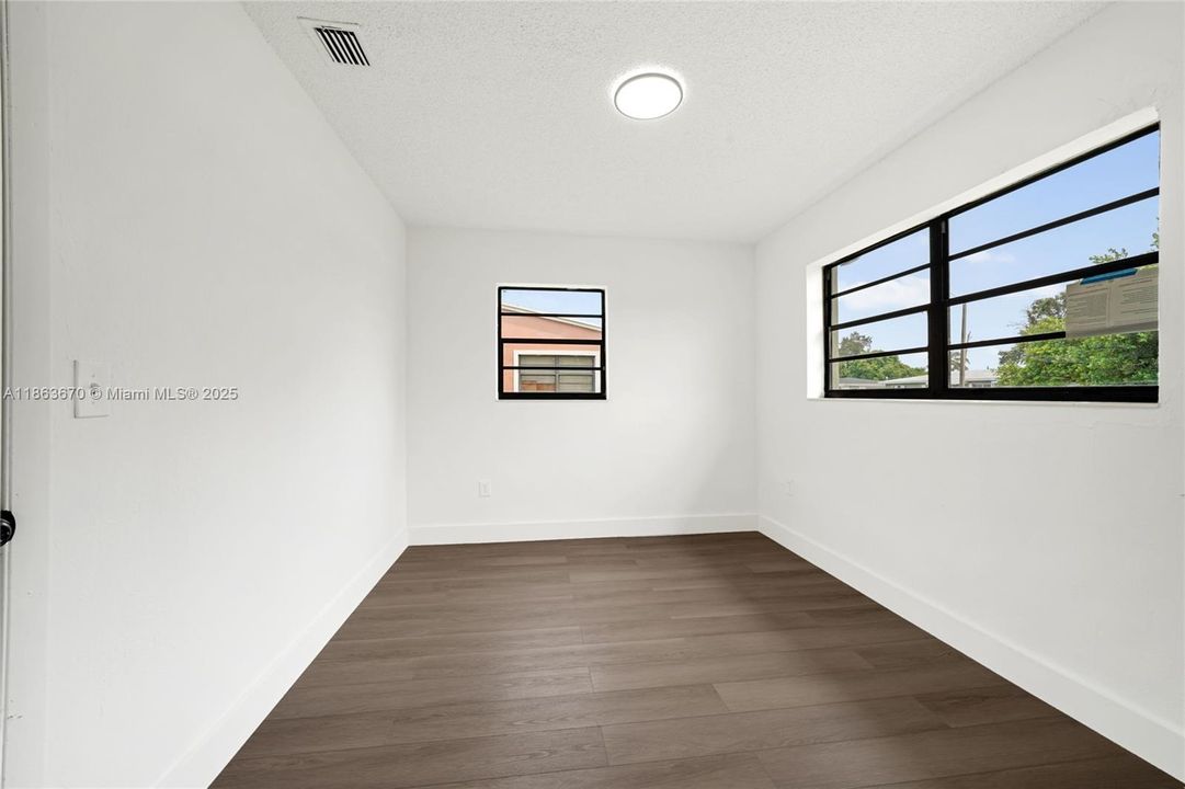 Activo con contrato: $499,900 (3 camas, 2 baños, 1356 Pies cuadrados)