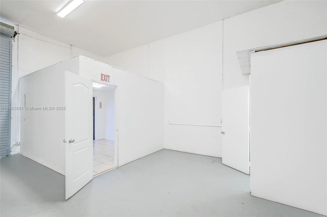 В аренду: $1,200 (0 спален, 0 ванн, 0 Квадратных фут)