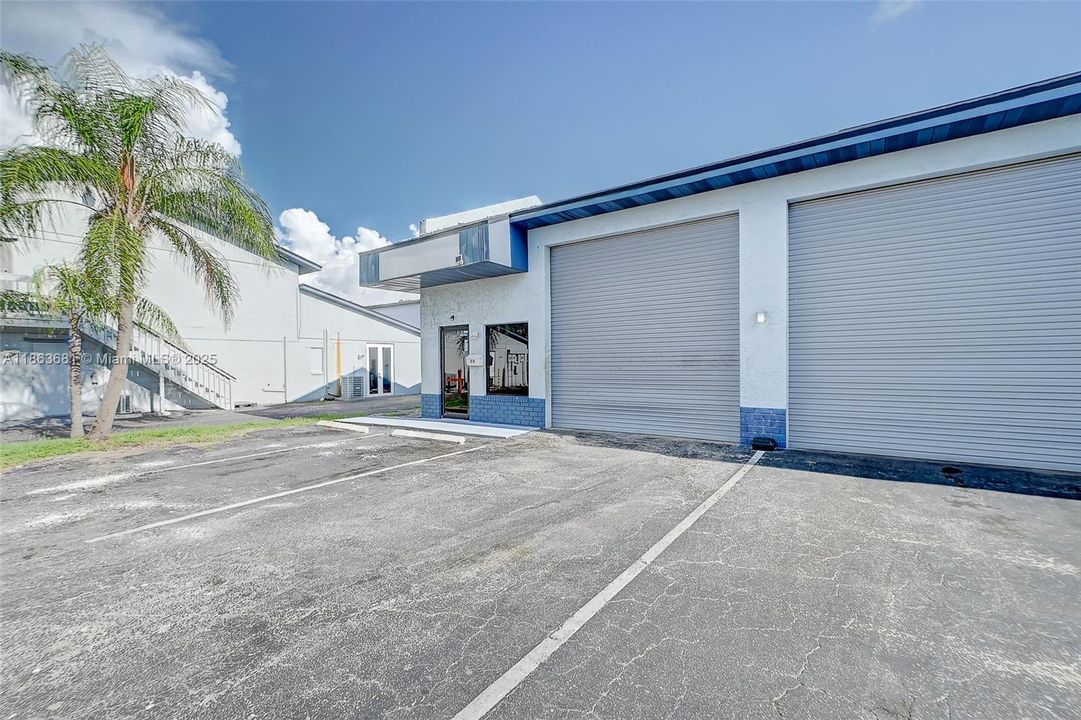 В аренду: $1,200 (0 спален, 0 ванн, 0 Квадратных фут)