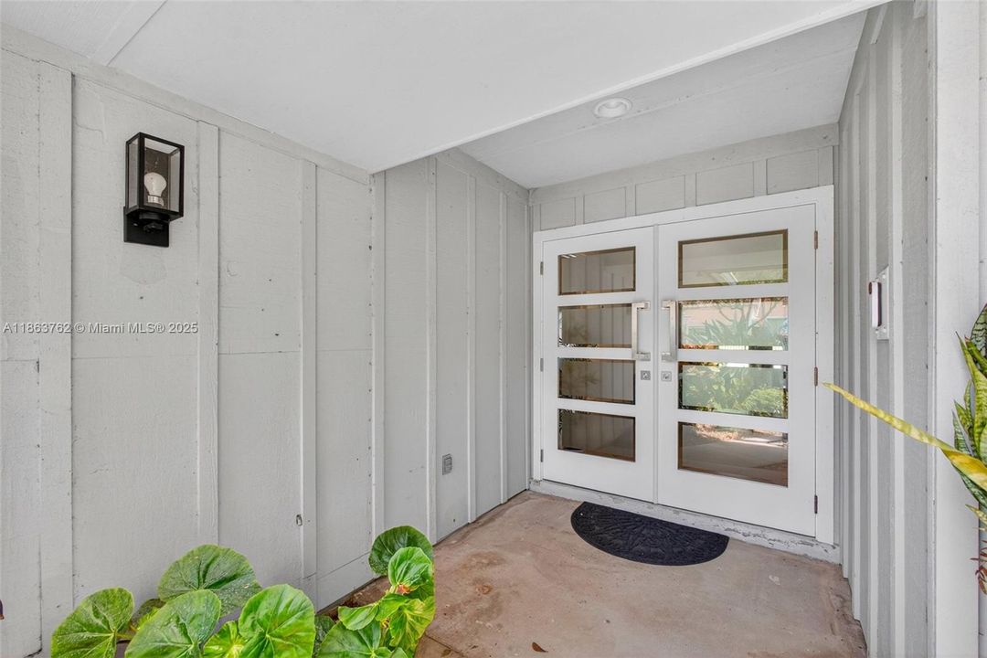 В аренду: $14,000 (4 спален, 2 ванн, 2413 Квадратных фут)