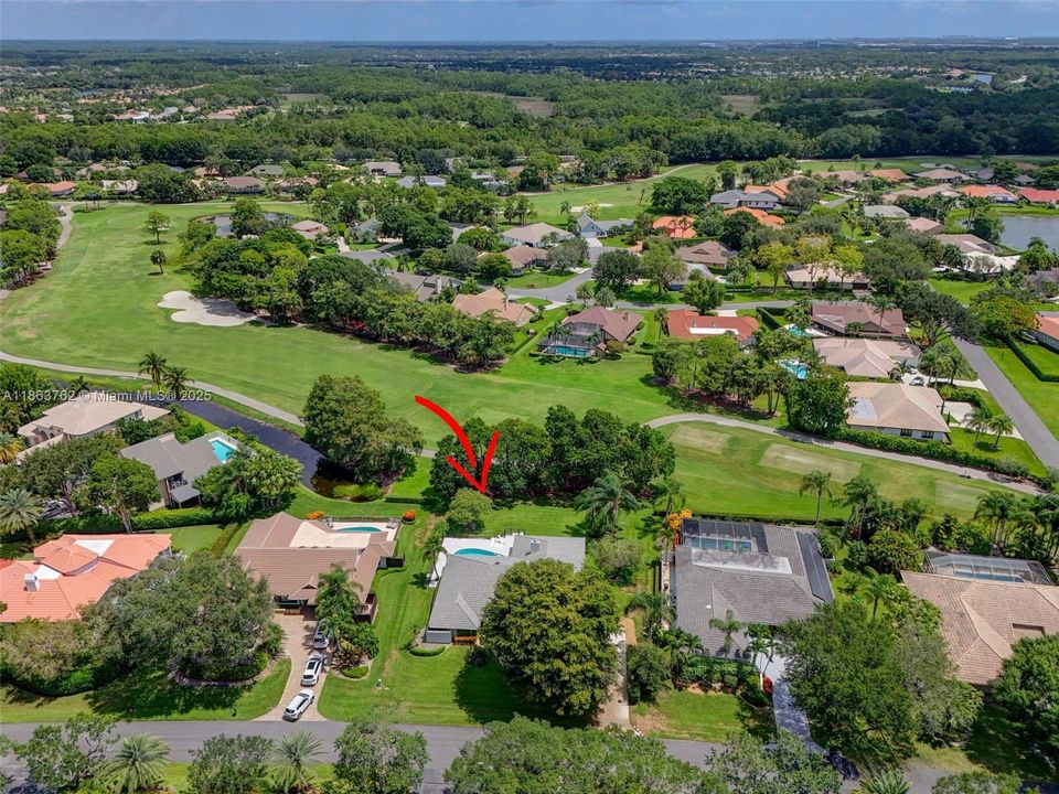 В аренду: $14,000 (4 спален, 2 ванн, 2413 Квадратных фут)