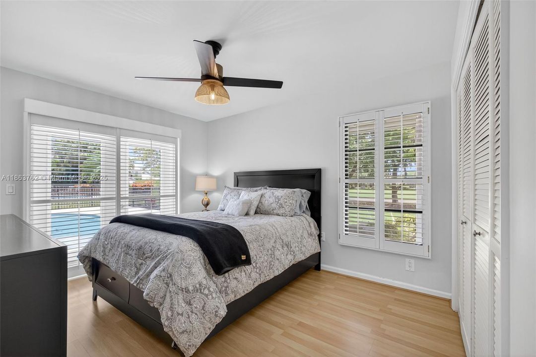 В аренду: $14,000 (4 спален, 2 ванн, 2413 Квадратных фут)