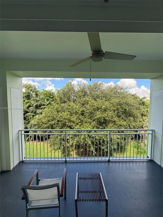 En Venta: $165,000 (3 camas, 4 baños, 2070 Pies cuadrados)