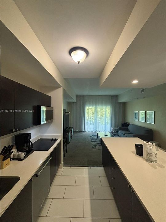 En Venta: $165,000 (3 camas, 4 baños, 2070 Pies cuadrados)