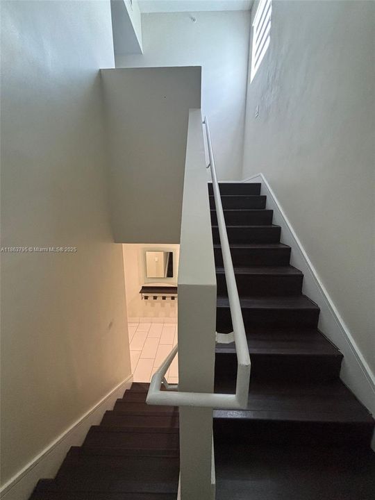 En Venta: $165,000 (3 camas, 4 baños, 2070 Pies cuadrados)