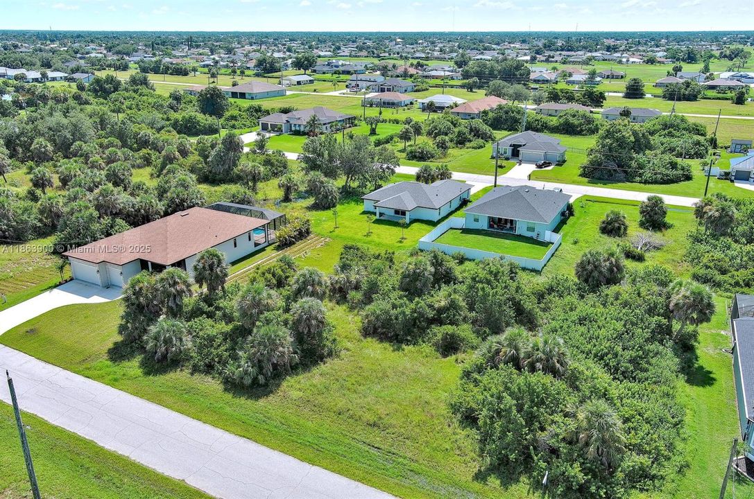 En Venta: $31,000 (0.18 acres)