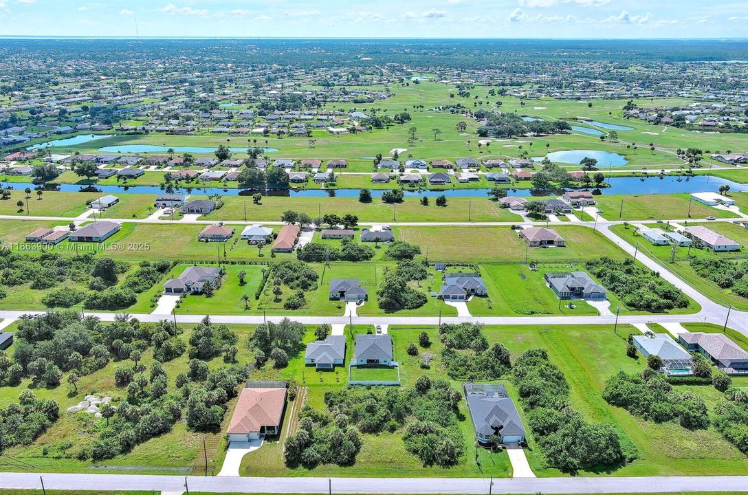 En Venta: $31,000 (0.18 acres)