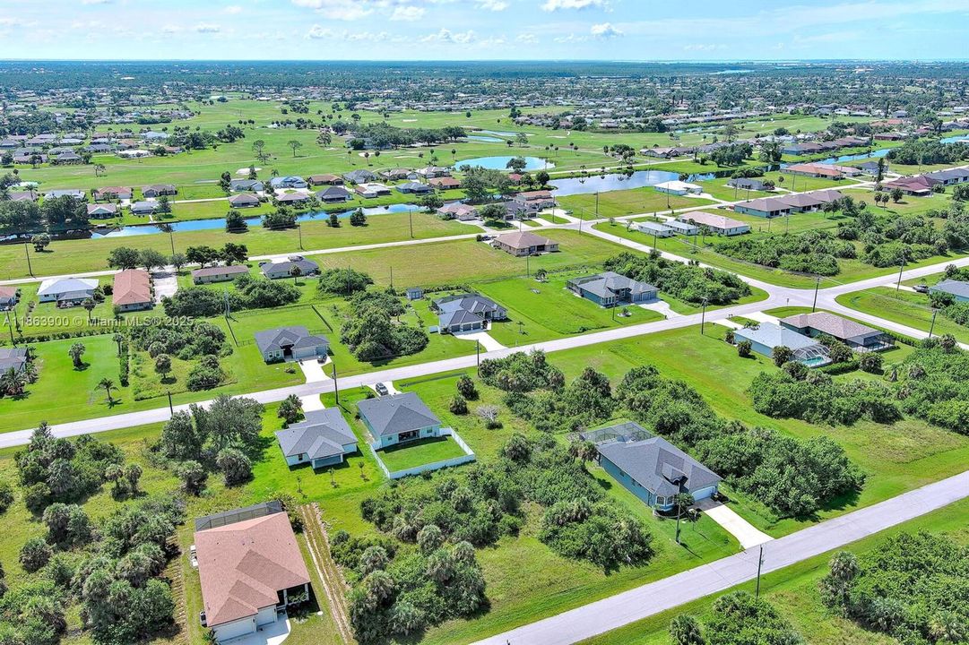 En Venta: $31,000 (0.18 acres)