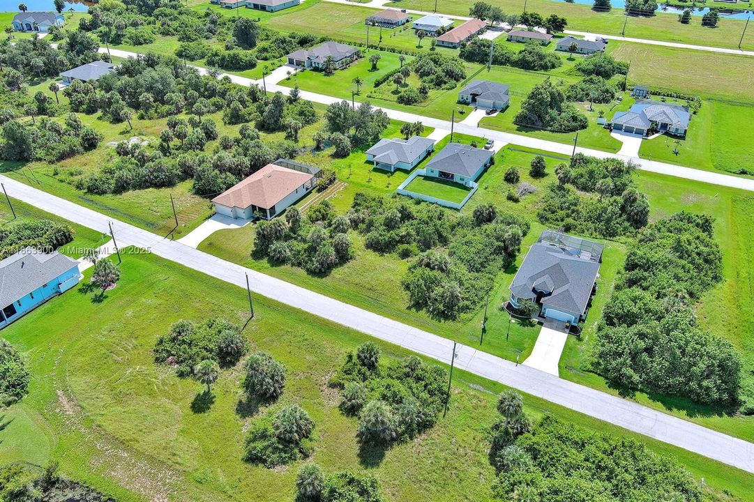 En Venta: $31,000 (0.18 acres)