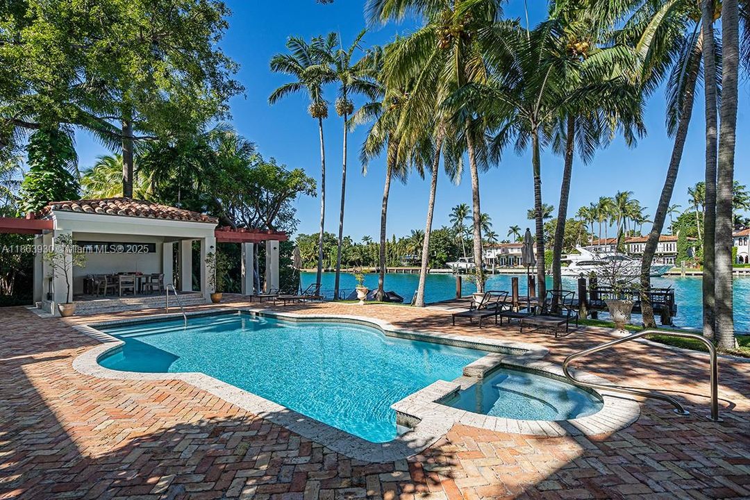 Active With Contract: $45,000 (5 beds, 6 baths, 5848 Square Feet)