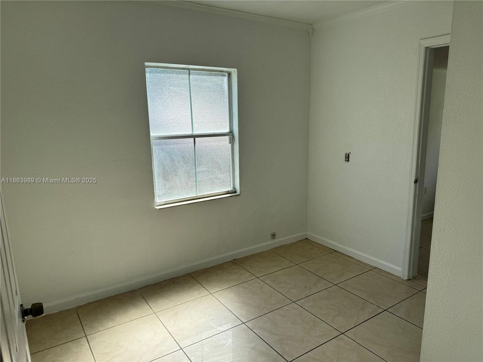 En Venta: $375,000 (3 camas, 2 baños, 1027 Pies cuadrados)