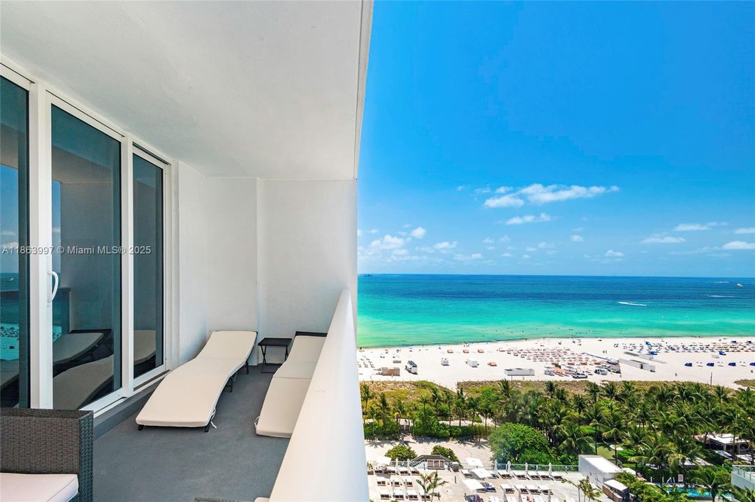 For Sale: $1,695,000 (1 beds, 2 baths, 960 Square Feet)