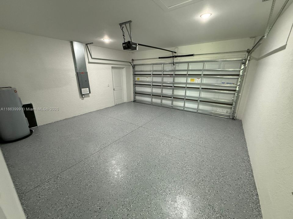 出租: $2,000 (3 贝兹, 2 浴室, 0 平方英尺)