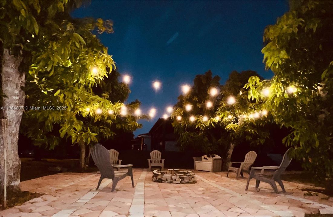 待售: $1,050,000 (3 贝兹, 2 浴室, 1681 平方英尺)