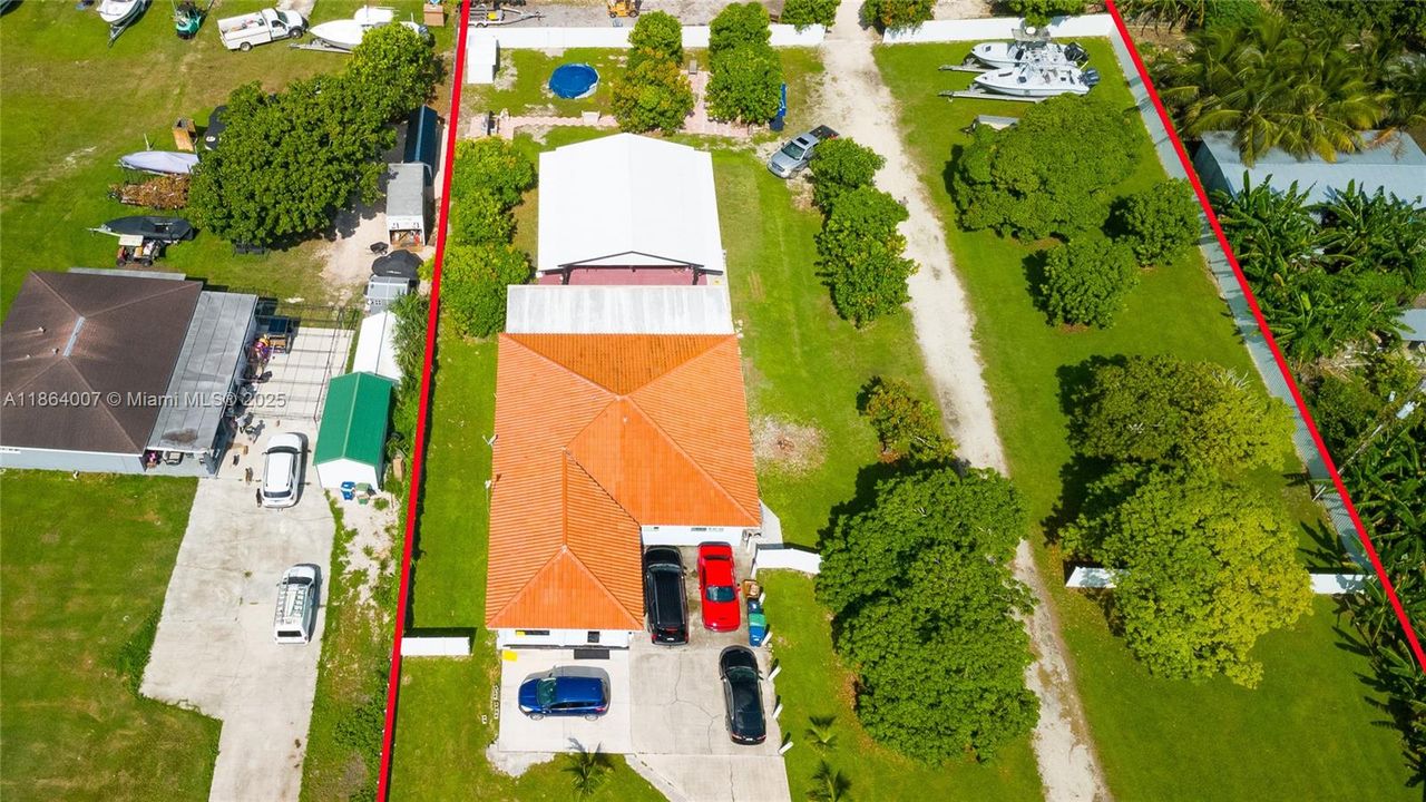 待售: $1,050,000 (3 贝兹, 2 浴室, 1681 平方英尺)