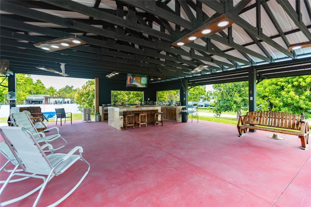 待售: $1,050,000 (3 贝兹, 2 浴室, 1681 平方英尺)