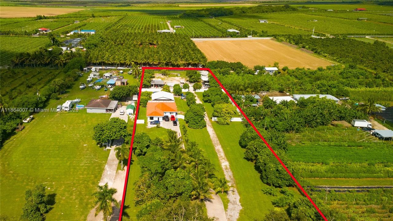 待售: $1,050,000 (3 贝兹, 2 浴室, 1681 平方英尺)