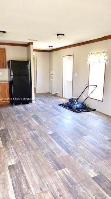 For Sale: $215,000 (2 beds, 2 baths, 1056 Square Feet)