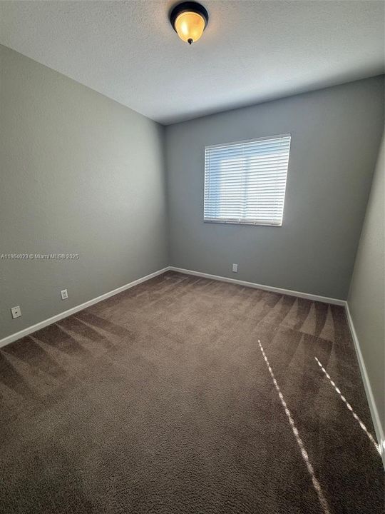 最近售出: $634,900 (5 贝兹, 3 浴室, 3119 平方英尺)