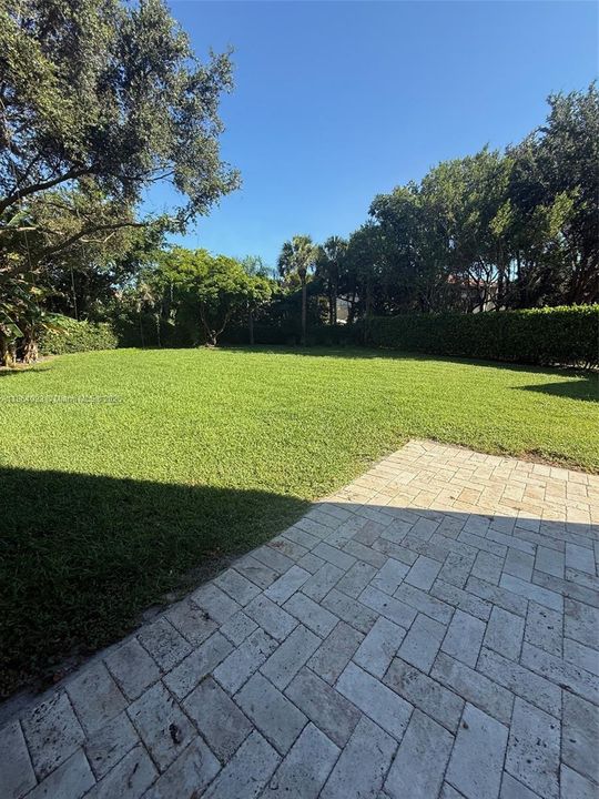 最近售出: $634,900 (5 贝兹, 3 浴室, 3119 平方英尺)