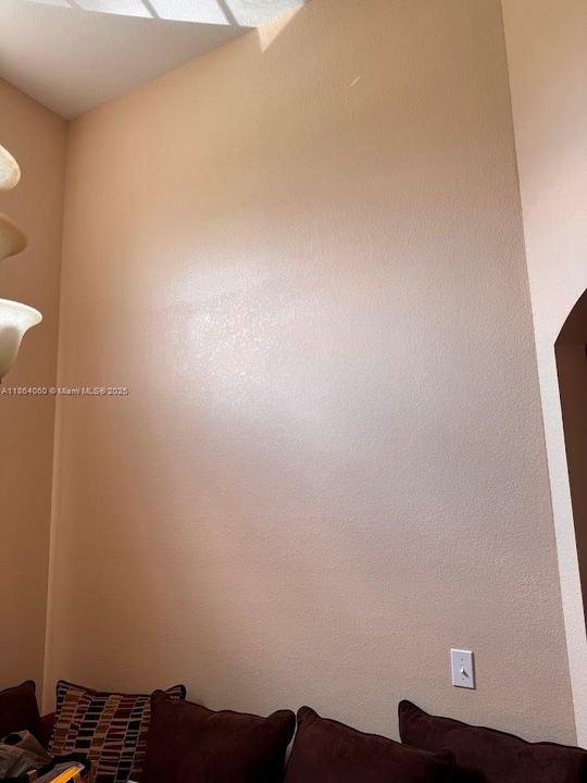 最近售出: $265,000 (3 贝兹, 2 浴室, 1528 平方英尺)