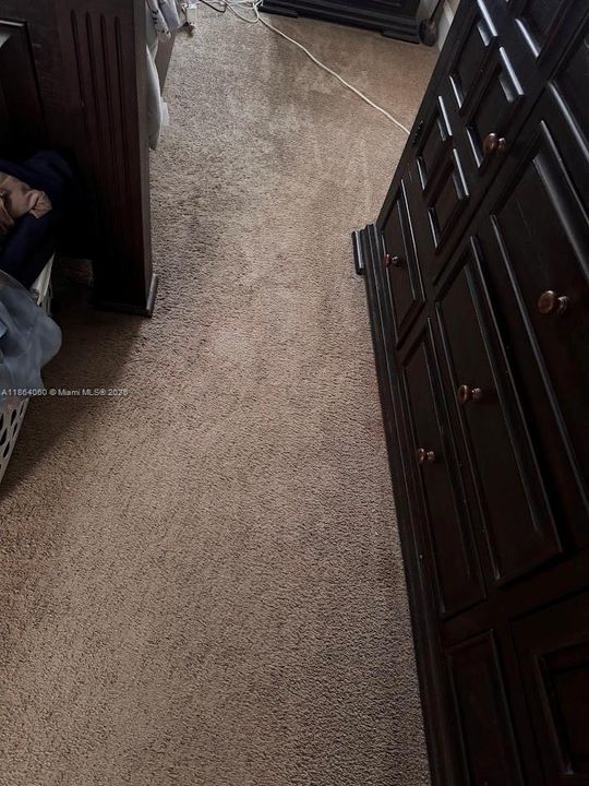 最近售出: $265,000 (3 贝兹, 2 浴室, 1528 平方英尺)