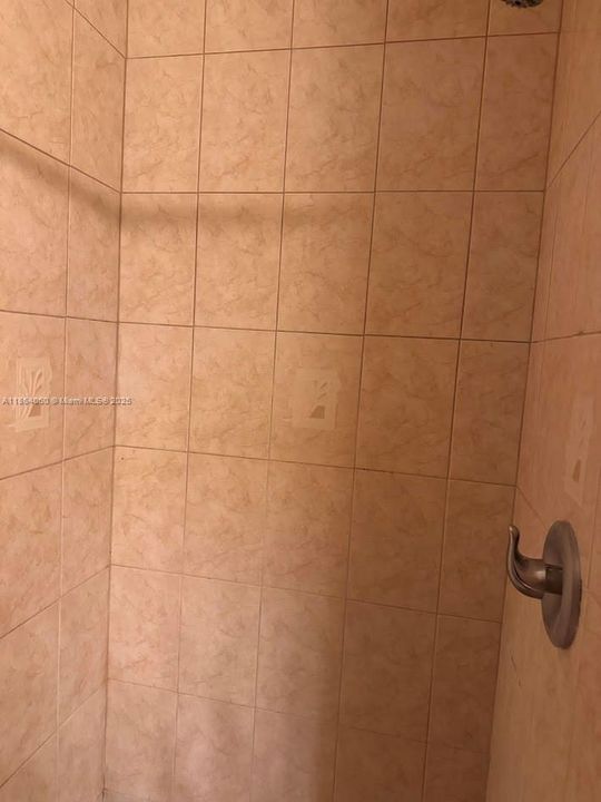 最近售出: $265,000 (3 贝兹, 2 浴室, 1528 平方英尺)