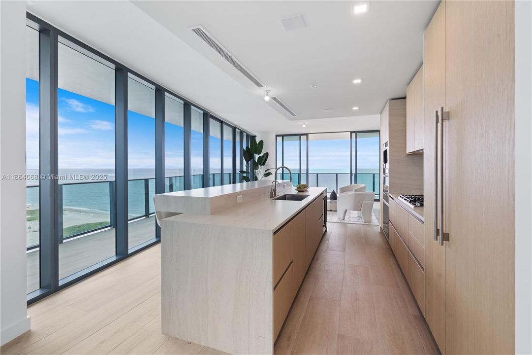 Active With Contract: $3,695,000 (3 beds, 3 baths, 2590 Square Feet)