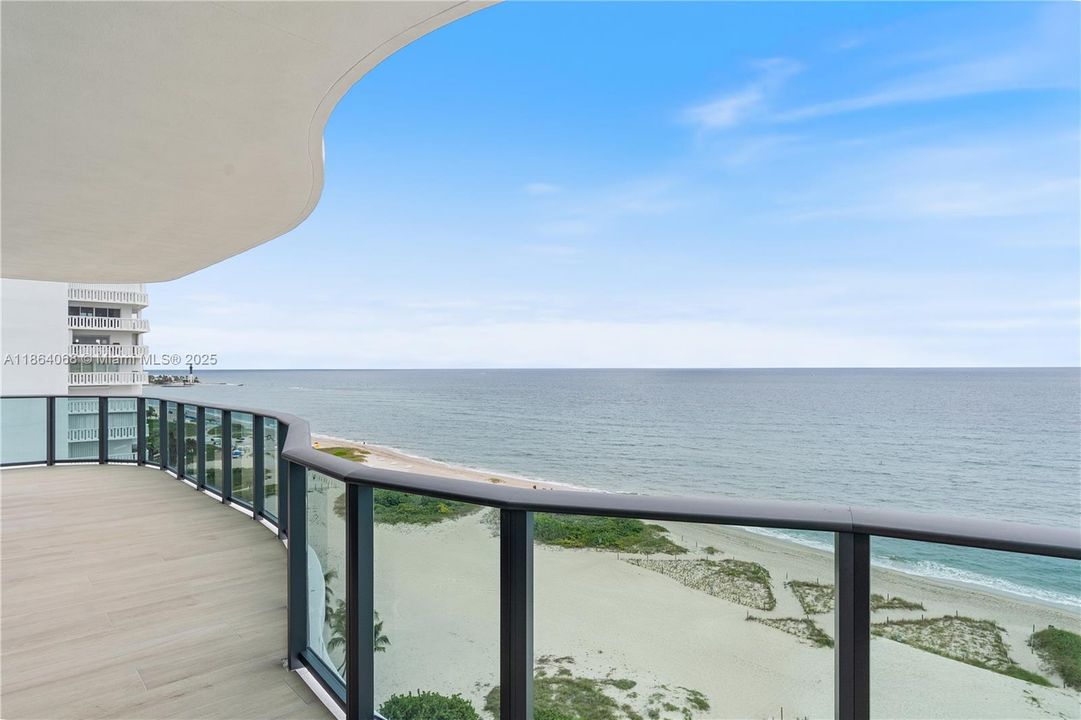 Active With Contract: $3,695,000 (3 beds, 3 baths, 2590 Square Feet)