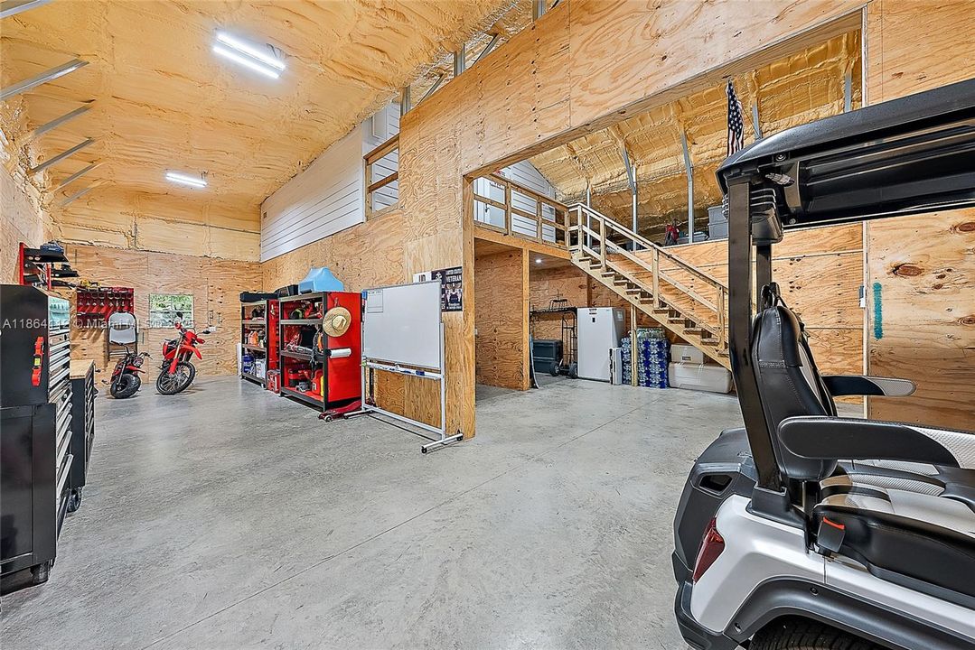 Vendido Recientemente: $4,750,000 (5 camas, 6 baños, 6027 Pies cuadrados)