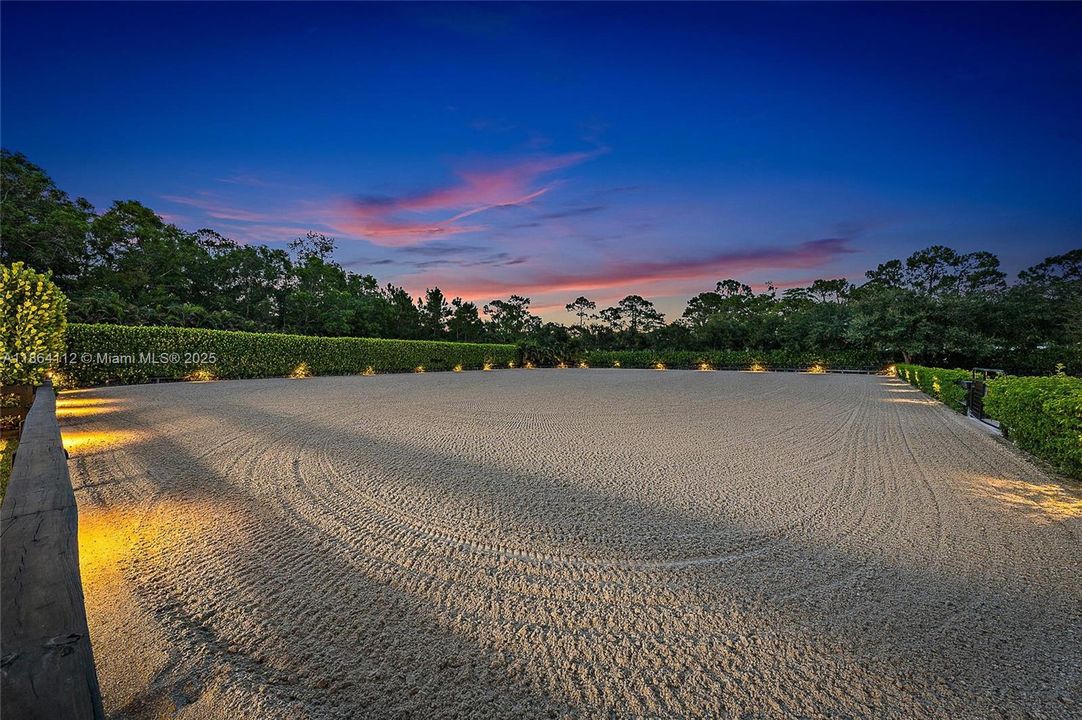 Vendido Recientemente: $4,750,000 (5 camas, 6 baños, 6027 Pies cuadrados)