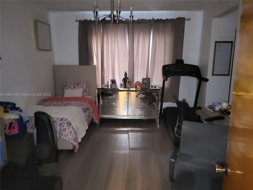 4 Bedroom downstairs