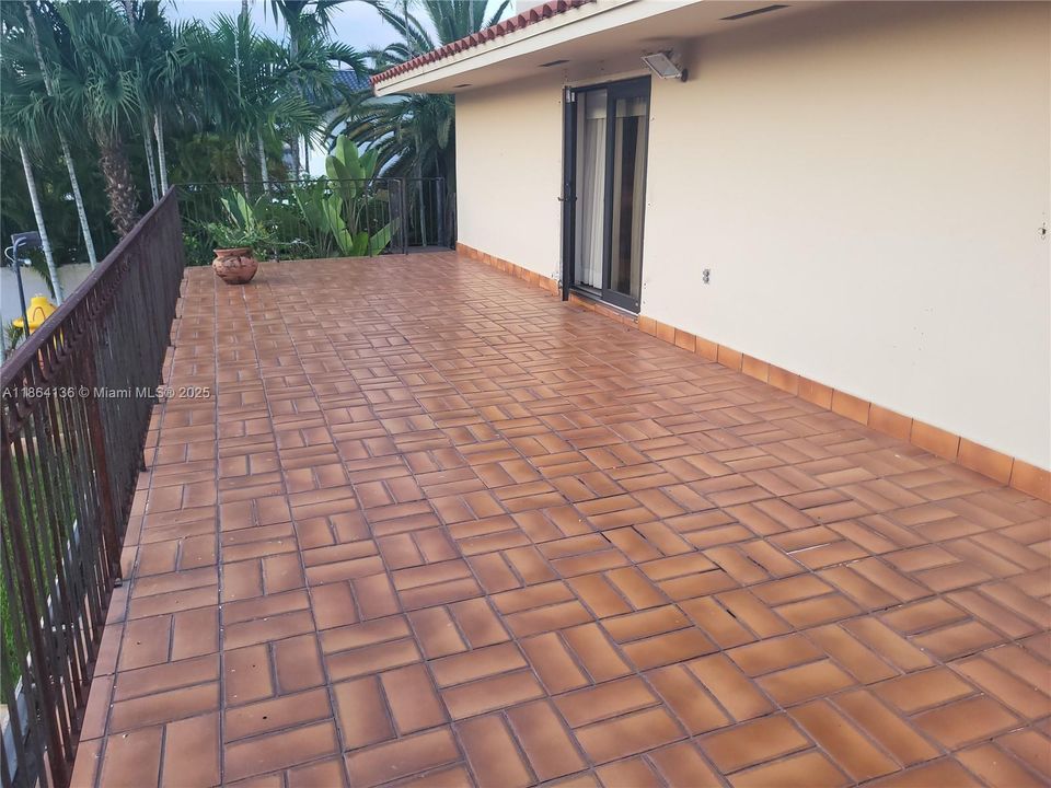 For Sale: $2,100,000 (4 beds, 4 baths, 0 Square Feet)