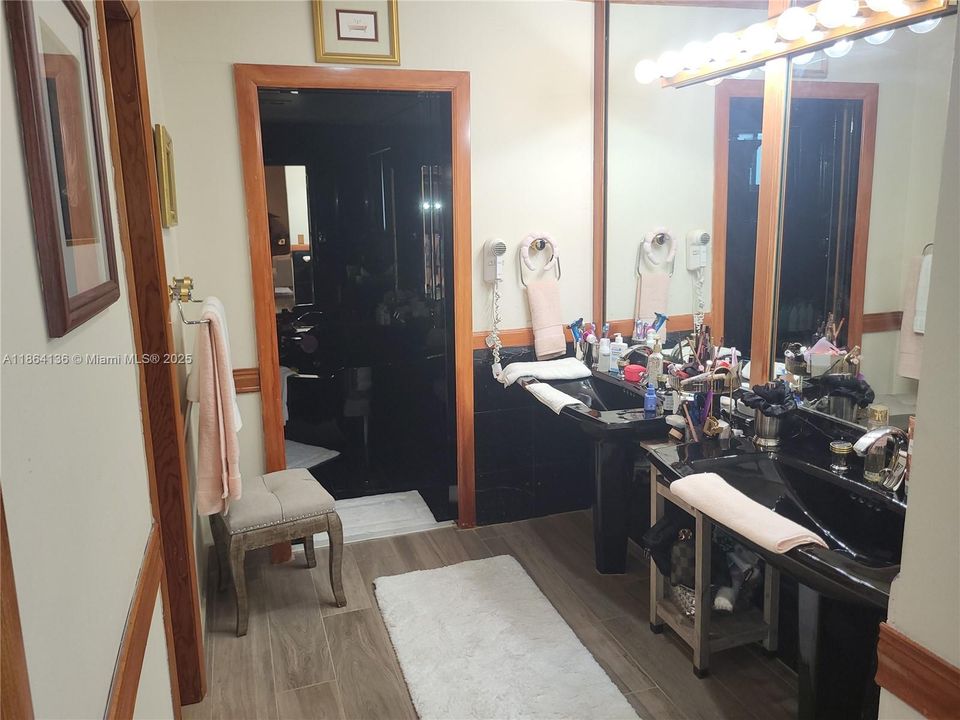 For Sale: $2,100,000 (4 beds, 4 baths, 0 Square Feet)