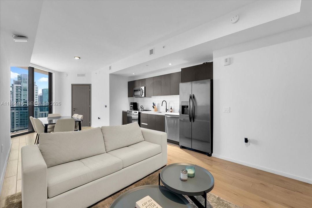 En Venta: $695,000 (1 camas, 2 baños, 665 Pies cuadrados)