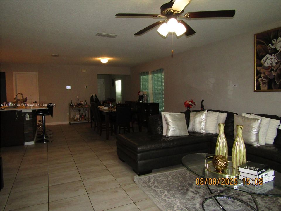 For Sale: $360,000 (4 beds, 2 baths, 1878 Square Feet)