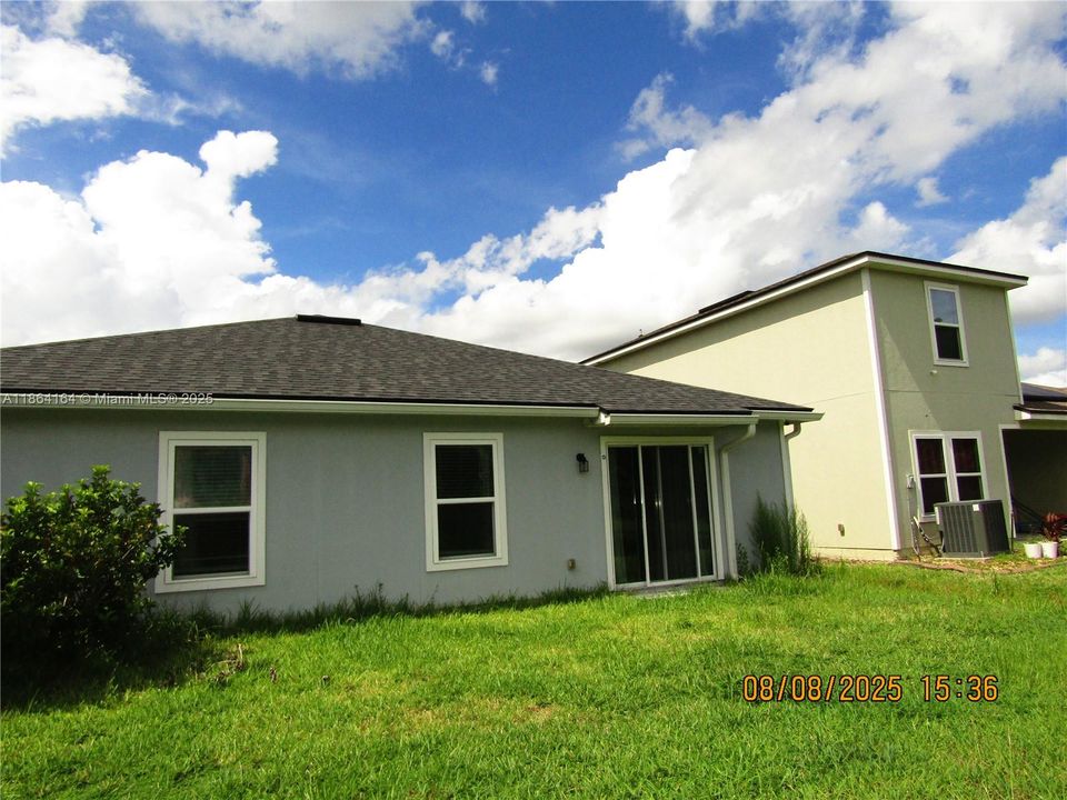 For Sale: $360,000 (4 beds, 2 baths, 1878 Square Feet)