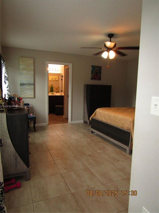 For Sale: $360,000 (4 beds, 2 baths, 1878 Square Feet)