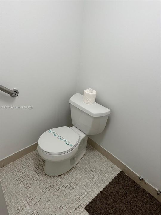 На продажу: $750,000 (2 спален, 2 ванн, 1248 Квадратных фут)