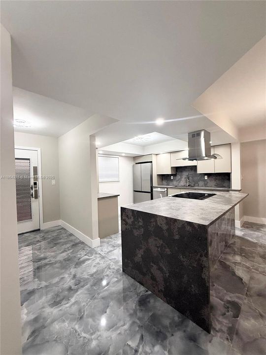 For Sale: $235,000 (2 beds, 2 baths, 1270 Square Feet)