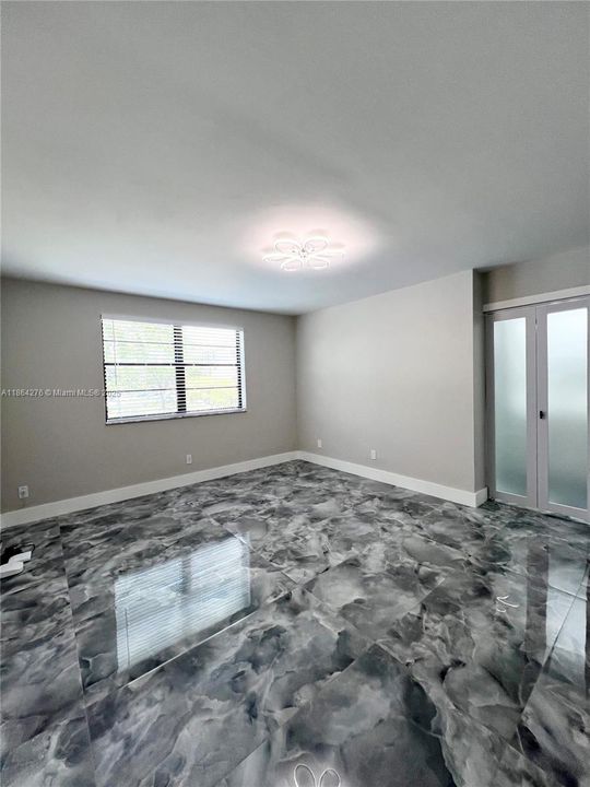 For Sale: $235,000 (2 beds, 2 baths, 1270 Square Feet)