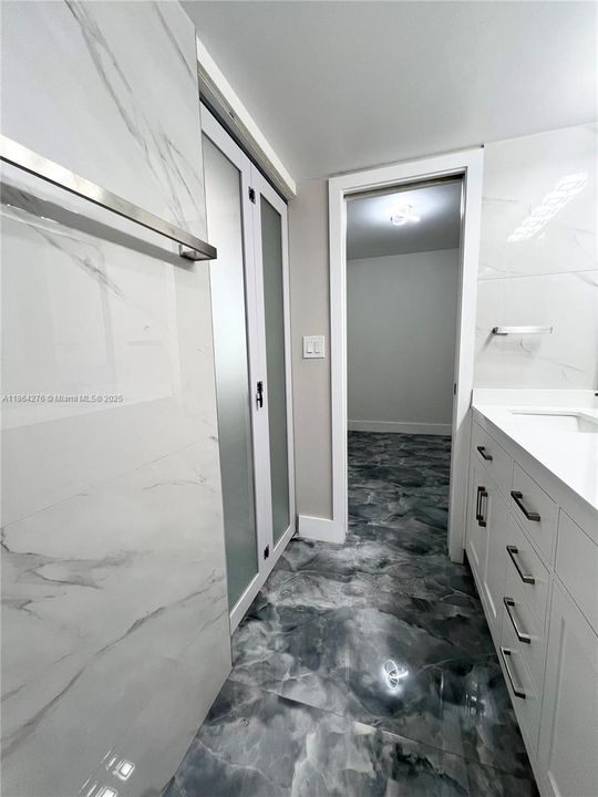 For Sale: $235,000 (2 beds, 2 baths, 1270 Square Feet)