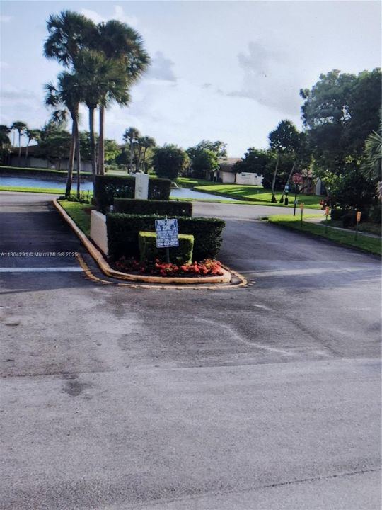 Recently Rented: $800 (1 beds, 1 baths, 1056 Square Feet)