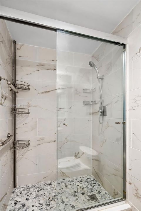 For Sale: $374,870 (2 beds, 2 baths, 1443 Square Feet)